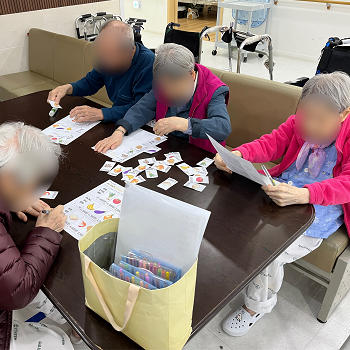 대구재활의학과, 상인요양병원 인지 프로그램 '장보기' 2