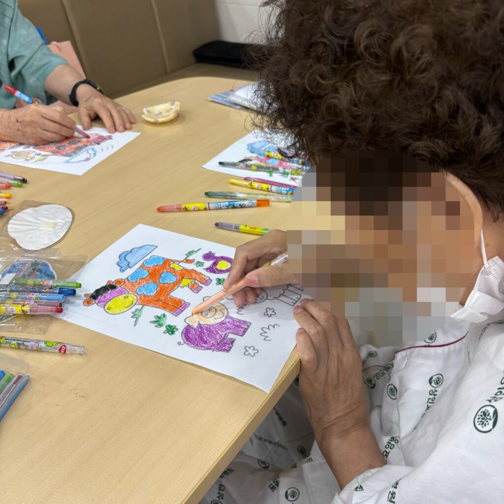 대구재활병원, 상인요양병원 미술 프로그램- 동물 농장 색칠하기